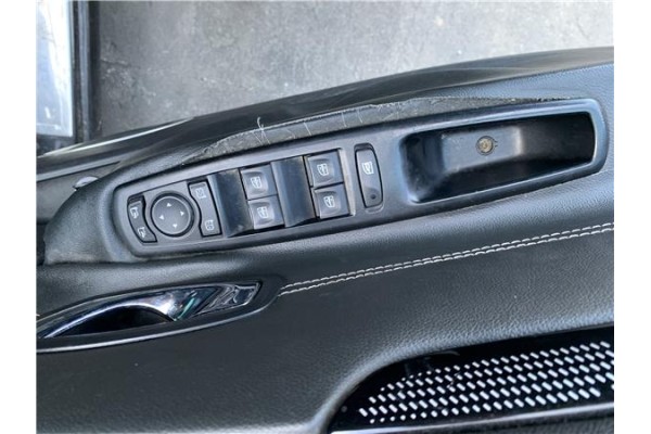 Recambio de mando elevalunas delantero izquierdo para renault grand scénic iii (jz0/1_) 1.5 dci referencia OEM IAM 809610017R  