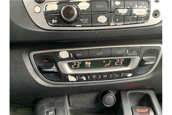 Recambio de mandos climatizador para renault grand scénic iii (jz0/1_) 1.5 dci referencia OEM IAM 275103596R  