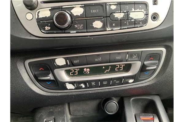 Recambio de mandos climatizador para renault grand scénic iii (jz0/1_) 1.5 dci referencia OEM IAM 275103596R  
