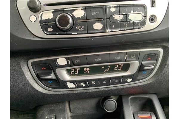 Recambio de mandos climatizador para renault grand scénic iii (jz0/1_) 1.5 dci referencia OEM IAM 275103596R  