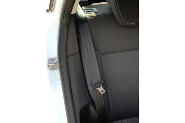 Recambio de cinturon seguridad trasero derecho para ford focus berlina (cew) 1.0 business referencia OEM IAM 1913152  
