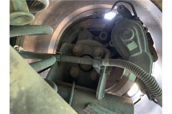 Recambio de mangueta trasero derecha para renault grand scénic iii (jz0/1_) 1.5 dci referencia OEM IAM 430423884R  