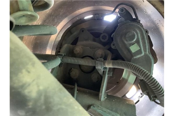 Recambio de mangueta trasero derecha para renault grand scénic iii (jz0/1_) 1.5 dci referencia OEM IAM 430423884R  