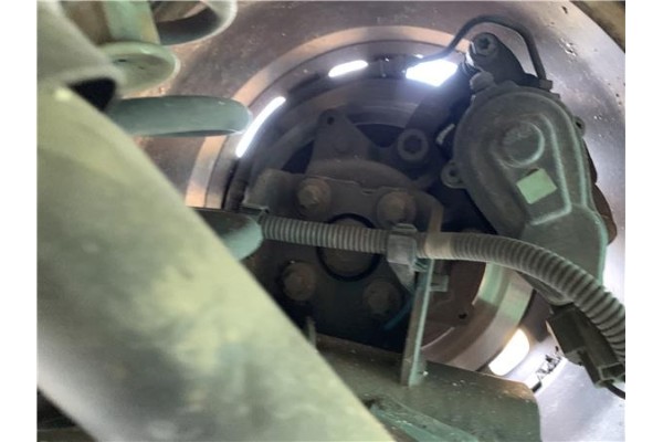 Recambio de mangueta trasero derecha para renault grand scénic iii (jz0/1_) 1.5 dci referencia OEM IAM 430423884R  