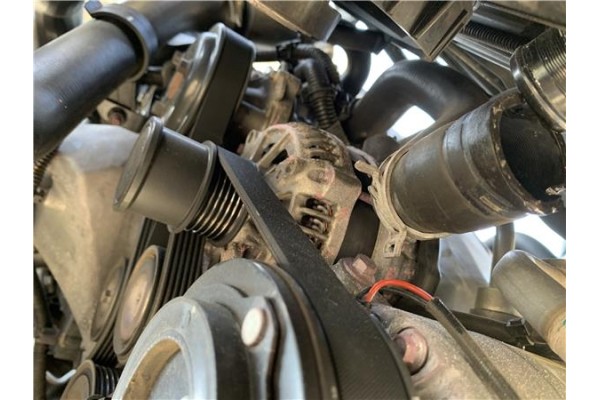 Recambio de alternador para ford focus berlina (cew) 1.0 business referencia OEM IAM 2260730  