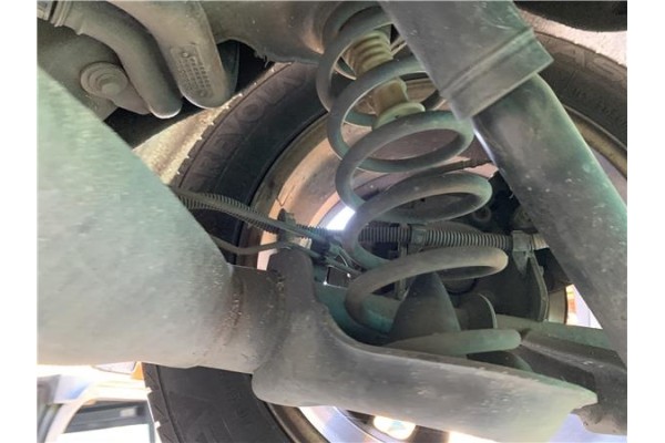 Recambio de muelle amortiguacion para renault grand scénic iii (jz0/1_) 1.5 dci referencia OEM IAM 550200011R 550200029R 
