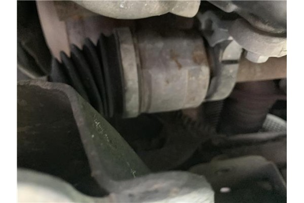 Recambio de palier delantero derecho para renault grand scénic iii (jz0/1_) 1.5 dci referencia OEM IAM 391003112R 7,71E+09 