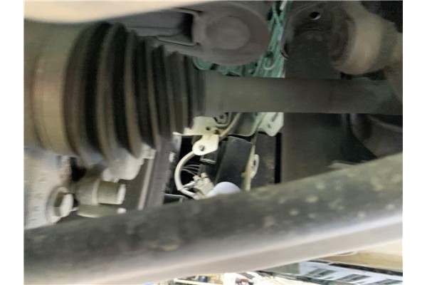 Recambio de palier delantero izquierdo para renault grand scénic iii (jz0/1_) 1.5 dci referencia OEM IAM 8200788672 391013387R 