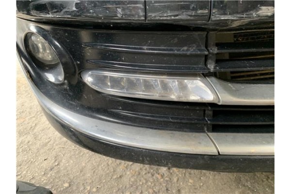 Recambio de piloto led defensa delantero derecho para renault grand scénic iii (jz0/1_) 1.5 dci referencia OEM IAM 266002887R  