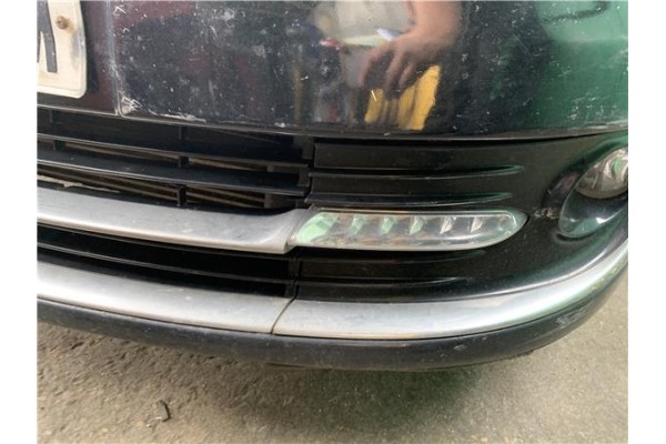 Recambio de piloto led defensa delantero izquierdo para renault grand scénic iii (jz0/1_) 1.5 dci referencia OEM IAM 266055020R 