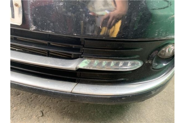 Recambio de piloto led defensa delantero izquierdo para renault grand scénic iii (jz0/1_) 1.5 dci referencia OEM IAM 266055020R 