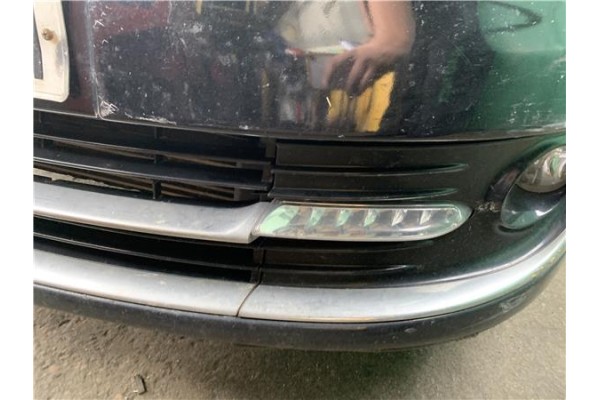 Recambio de piloto led defensa delantero izquierdo para renault grand scénic iii (jz0/1_) 1.5 dci referencia OEM IAM 266055020R 