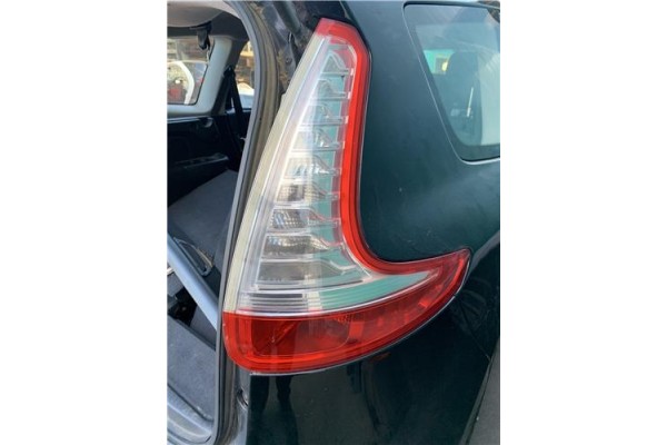 Recambio de piloto trasero derecho para renault grand scénic iii (jz0/1_) 1.5 dci referencia OEM IAM 265501650R  