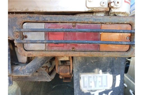 Recambio de piloto trasero derecho para suzuki sj 410 cabrio 1.0 (sj410) referencia OEM IAM   