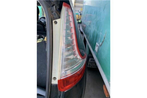 Recambio de piloto trasero derecho para renault grand scénic iii (jz0/1_) 1.5 dci referencia OEM IAM 265501650R  