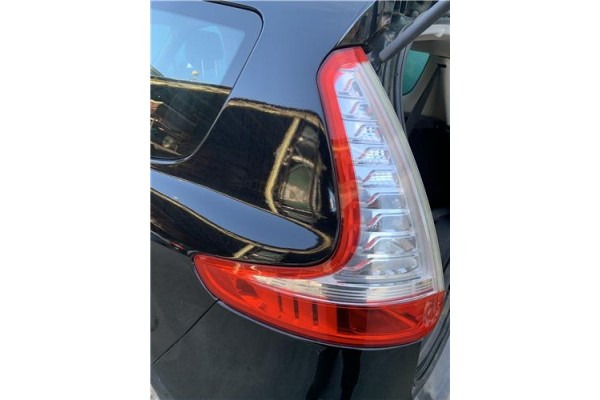 Recambio de piloto trasero izquierdo para renault grand scénic iii (jz0/1_) 1.5 dci referencia OEM IAM 265550548R  