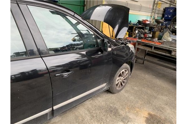 Recambio de puerta delantero derecha para renault grand scénic iii (jz0/1_) 1.5 dci referencia OEM IAM 801003028R 801009742R 