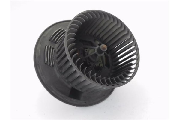 Recambio de motor calefaccion para bmw serie 1 berlina (e81/e87) 2.0 118d referencia OEM IAM 64119227670 641169336632 