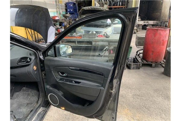 Recambio de puerta delantero derecha para renault grand scénic iii (jz0/1_) 1.5 dci referencia OEM IAM 801003028R 801009742R 
