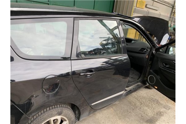 Recambio de puerta trasero derecha para renault grand scénic iii (jz0/1_) 1.5 dci referencia OEM IAM 821006386R 821006014R 