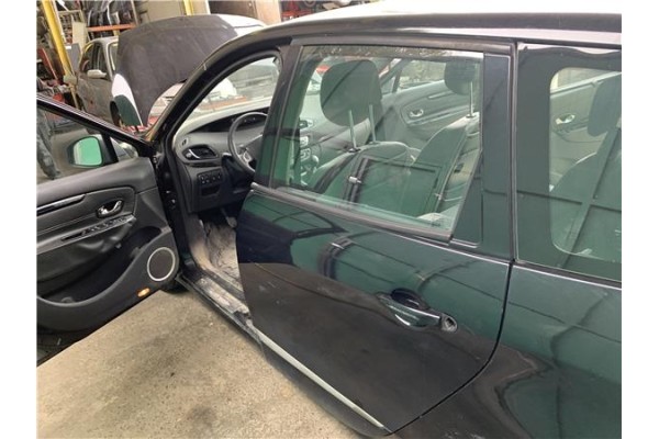 Recambio de puerta trasero izquierda para renault grand scénic iii (jz0/1_) 1.5 dci referencia OEM IAM 821010108R 821003885R 