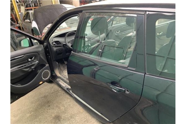 Recambio de puerta trasero izquierda para renault grand scénic iii (jz0/1_) 1.5 dci referencia OEM IAM 821010108R 821003885R 