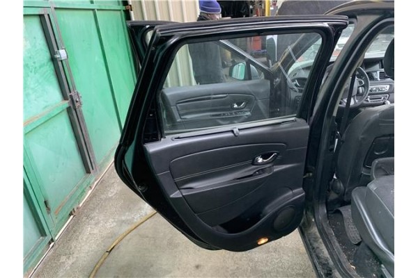 Recambio de puerta trasero izquierda para renault grand scénic iii (jz0/1_) 1.5 dci referencia OEM IAM 821010108R 821003885R 