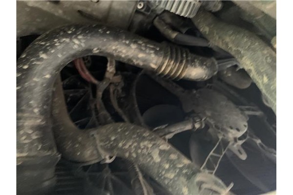 Recambio de tubo intercooler para renault grand scénic iii (jz0/1_) 1.5 dci referencia OEM IAM 8200796570  