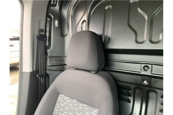 Recambio de asiento delantero derecho para opel combo d 1.3 cargo l1h1 2,2t referencia OEM IAM 95511957  