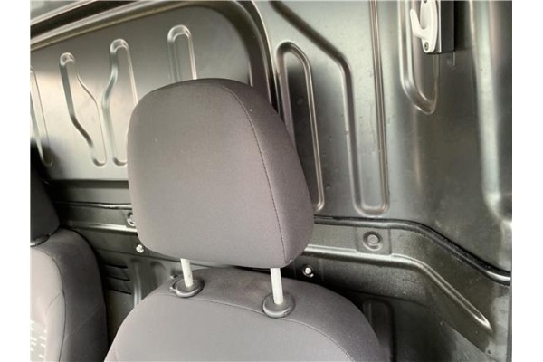 Recambio de asiento delantero izquierdo para opel combo d 1.3 cargo l1h1 2,2t referencia OEM IAM 95511926  