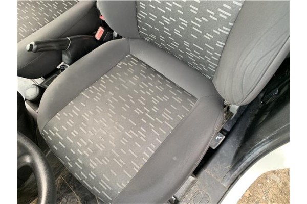 Recambio de asiento delantero izquierdo para opel combo d 1.3 cargo l1h1 2,2t referencia OEM IAM 95511926  
