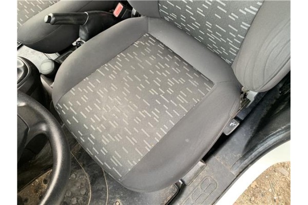 Recambio de asiento delantero izquierdo para opel combo d 1.3 cargo l1h1 2,2t referencia OEM IAM 95511926  
