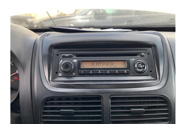 Recambio de autoradio para opel combo d 1.3 cargo l1h1 2,2t referencia OEM IAM 95510916  