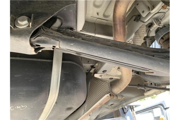 Recambio de brazo inferior trasero derecho para opel combo d 1.3 cargo l1h1 2,2t referencia OEM IAM 95515341 95527696 