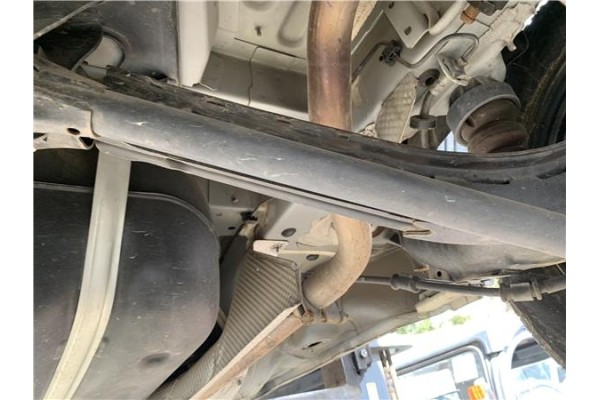 Recambio de brazo inferior trasero derecho para opel combo d 1.3 cargo l1h1 2,2t referencia OEM IAM 95515341 95527696 