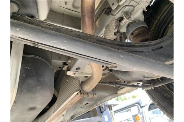 Recambio de brazo inferior trasero derecho para opel combo d 1.3 cargo l1h1 2,2t referencia OEM IAM 95515341 95527696 