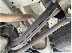 Recambio de brazo superior derecho suspension trasero para opel combo d 1.3 cargo l1h1 2,2t referencia OEM IAM 95515347  