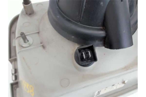 Recambio de faro delantero dcho para seat marbella 0.8 ce referencia OEM IAM 67628060  