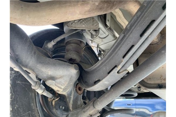 Recambio de brazo superior derecho suspension trasero para opel combo d 1.3 cargo l1h1 2,2t referencia OEM IAM 95515347  