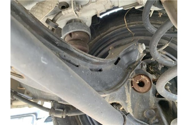 Recambio de brazo superior derecho suspension trasero para opel combo d 1.3 cargo l1h1 2,2t referencia OEM IAM 95515347  