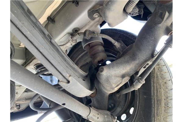 Recambio de brazo superior izquierdo suspension trasero para opel combo d 1.3 cargo l1h1 2,2t referencia OEM IAM 95515347  