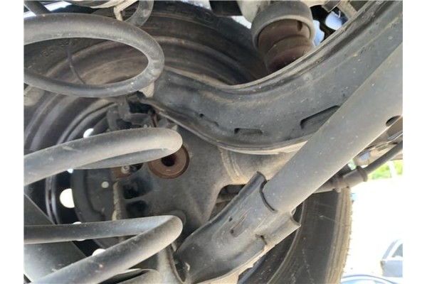 Recambio de brazo superior izquierdo suspension trasero para opel combo d 1.3 cargo l1h1 2,2t referencia OEM IAM 95515347  