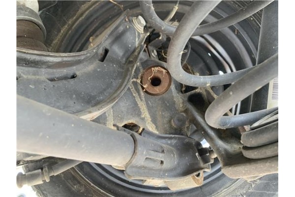 Recambio de brazo suspension trasero derecho para opel combo d 1.3 cargo l1h1 2,2t referencia OEM IAM 95520851  