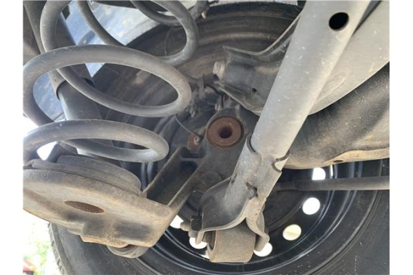 Recambio de brazo suspension trasero izquierdo para opel combo d 1.3 cargo l1h1 2,2t referencia OEM IAM 95520852  