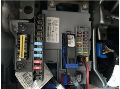 Recambio de caja fusibles/rele para opel combo d 1.3 cargo l1h1 2,2t referencia OEM IAM N11042 E13116RI000674 