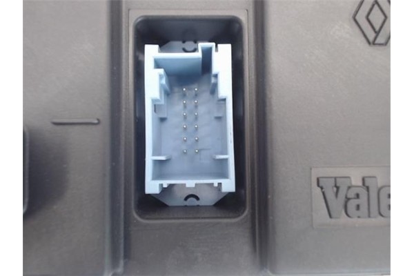 Recambio de mandos climatizador para renault scenic ii (jm) referencia OEM IAM 8200344842 69340017 