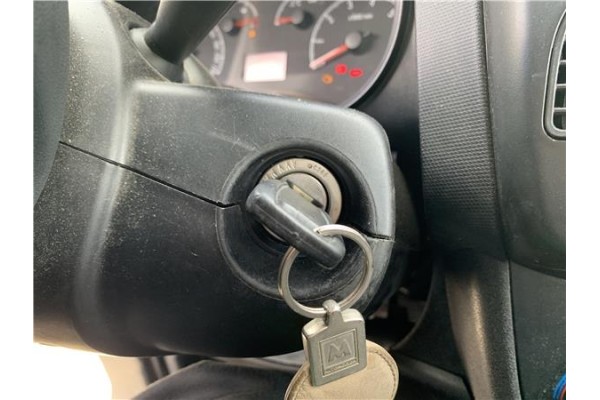 Recambio de clausor para opel combo d 1.3 cargo l1h1 2,2t referencia OEM IAM 95599622  