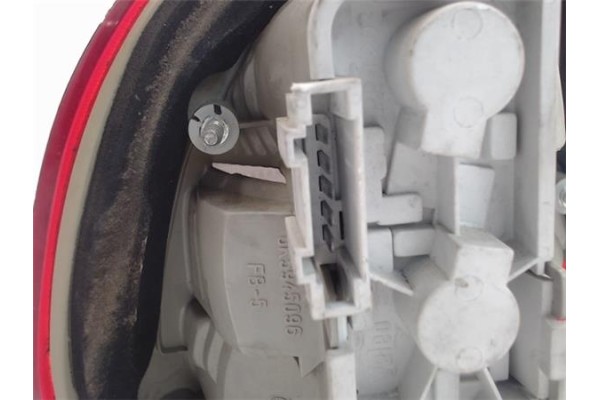 Recambio de piloto trasero derecho para seat cordoba berlina (6k2) referencia OEM IAM   