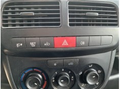 Recambio de interruptor luces emergencia para opel combo d 1.3 cargo l1h1 2,2t referencia OEM IAM 95524530  