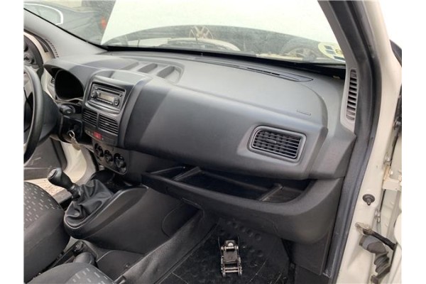 Recambio de kit airbag para opel combo d 1.3 cargo l1h1 2,2t referencia OEM IAM 95513081 95516723 